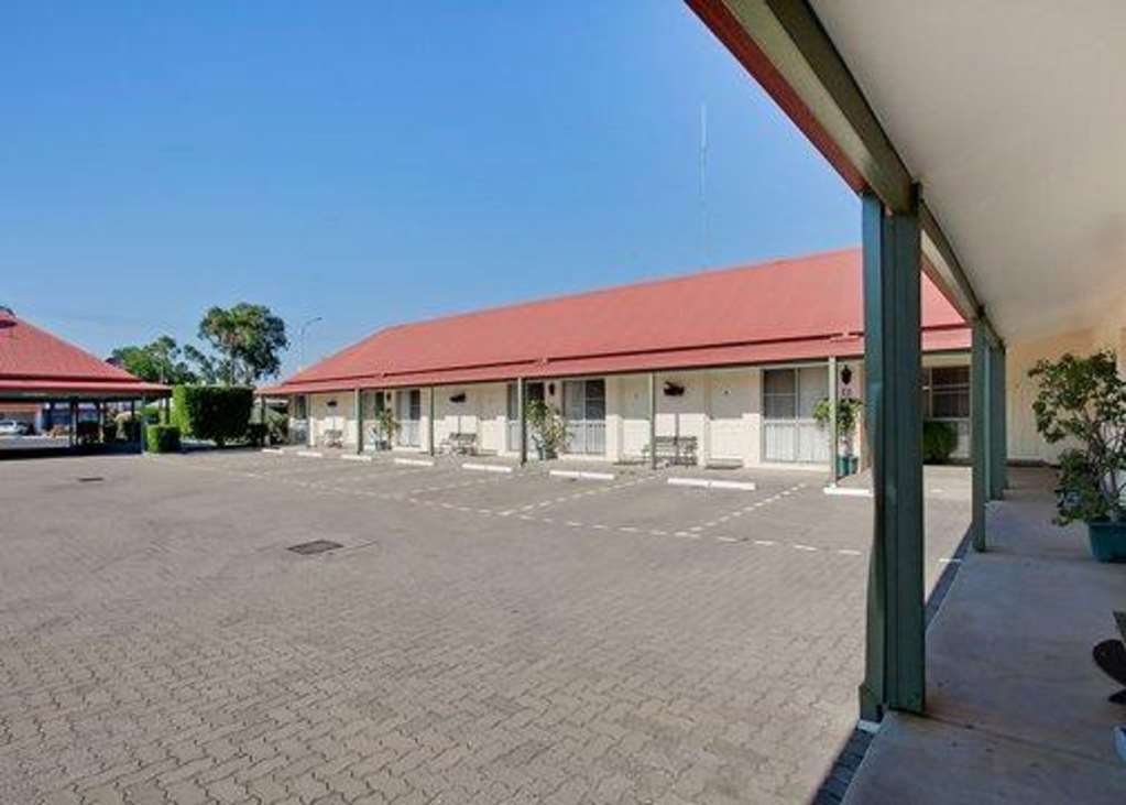 Pioneer Motel Ґундівінді Екстер'єр фото