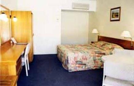 Pioneer Motel Ґундівінді Номер фото